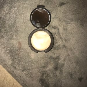 Becca Moonstone highlighter ❤️❤️💓💓